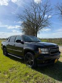 Chevrolet Avalanche 5.3 V8 4WD