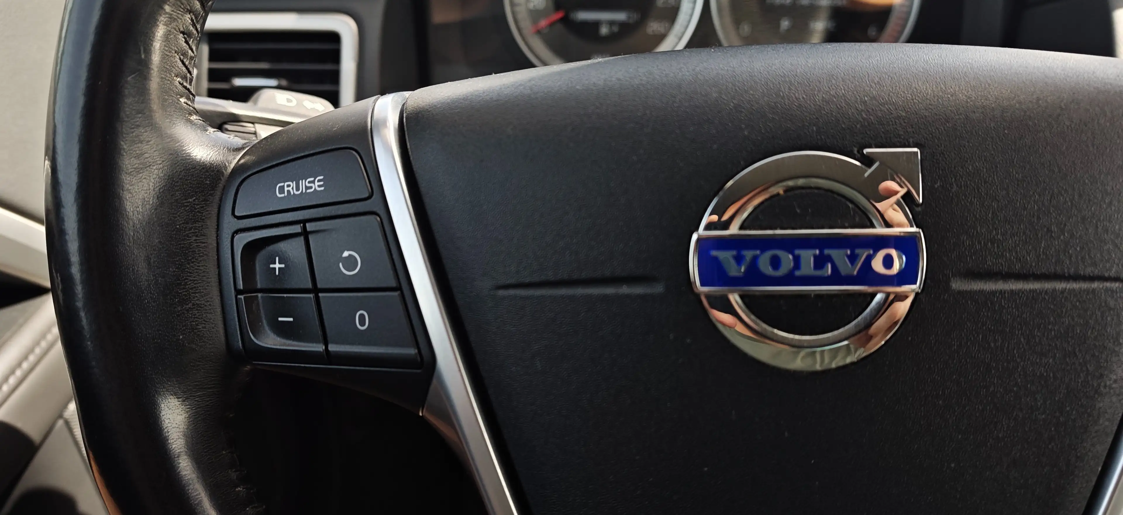 Volvo S80 D3 Momentum — photo 13