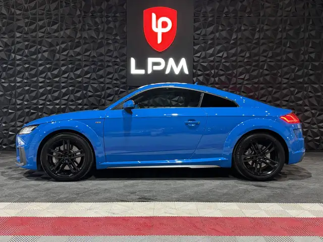 Audi TT view 4
