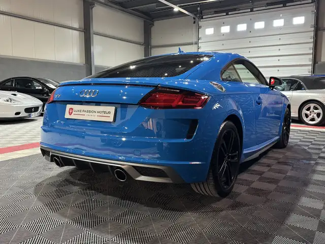 Audi TT view 7