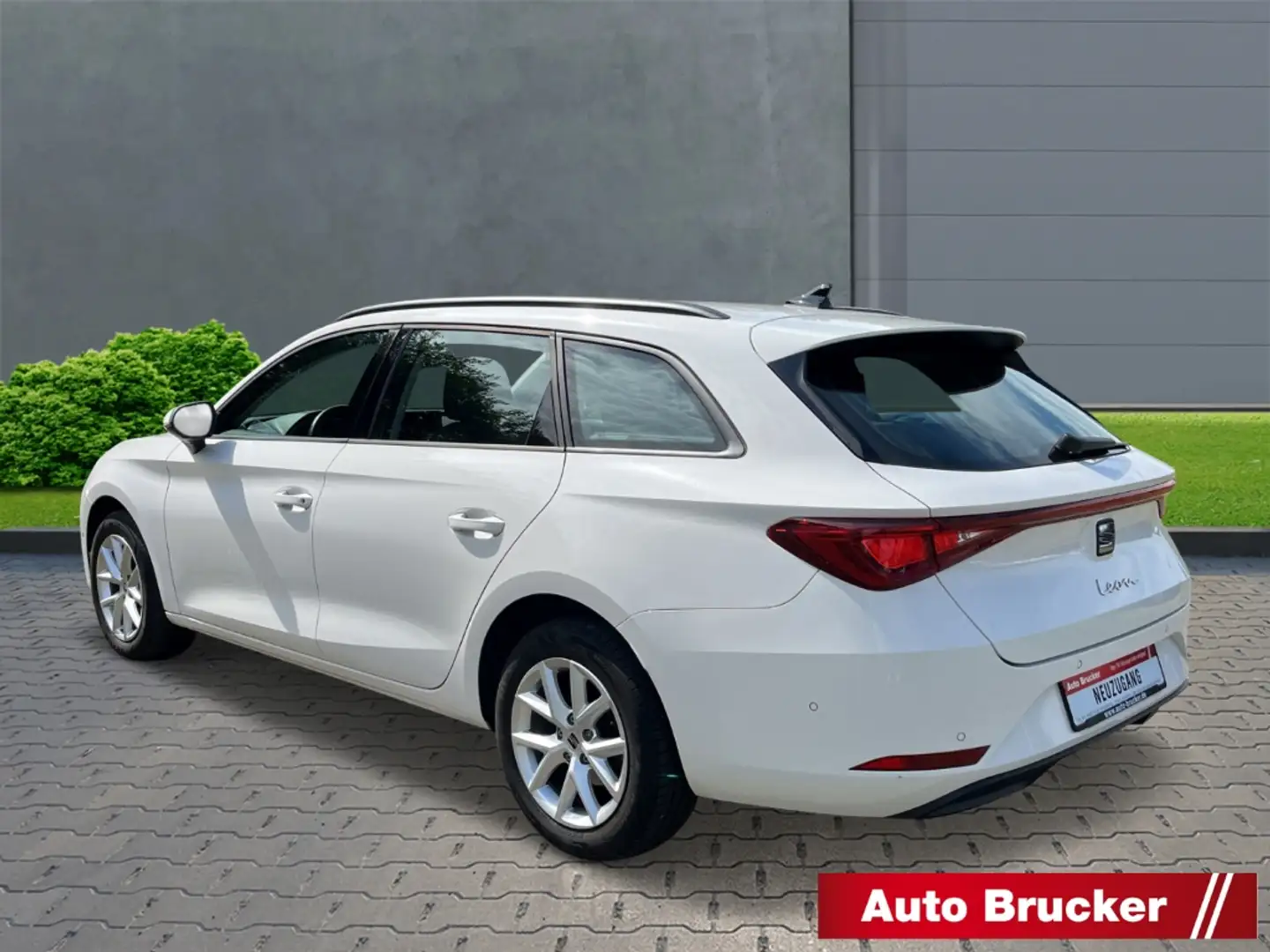 SEAT Leon Sportstourer Style 2.0 TDI+DSG+LED+3-Zonen-Klima+N Weiß - 2