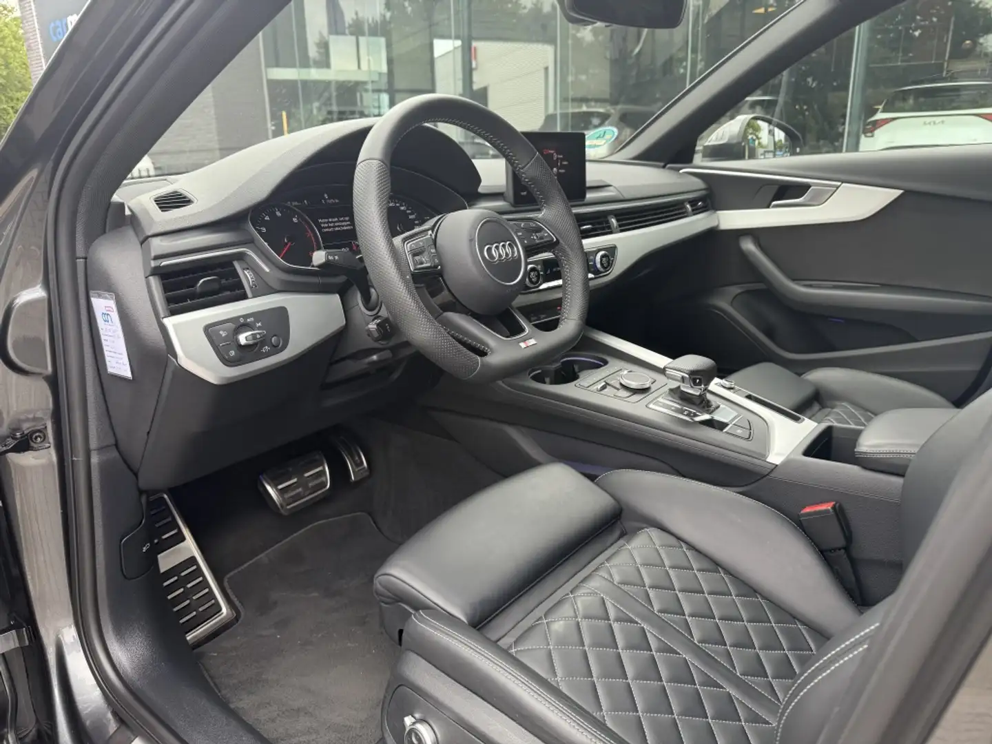 Audi A4 Avant 35 TFSI 150PK S-Line | 3 x S-Line | Matrix | Grijs - 2