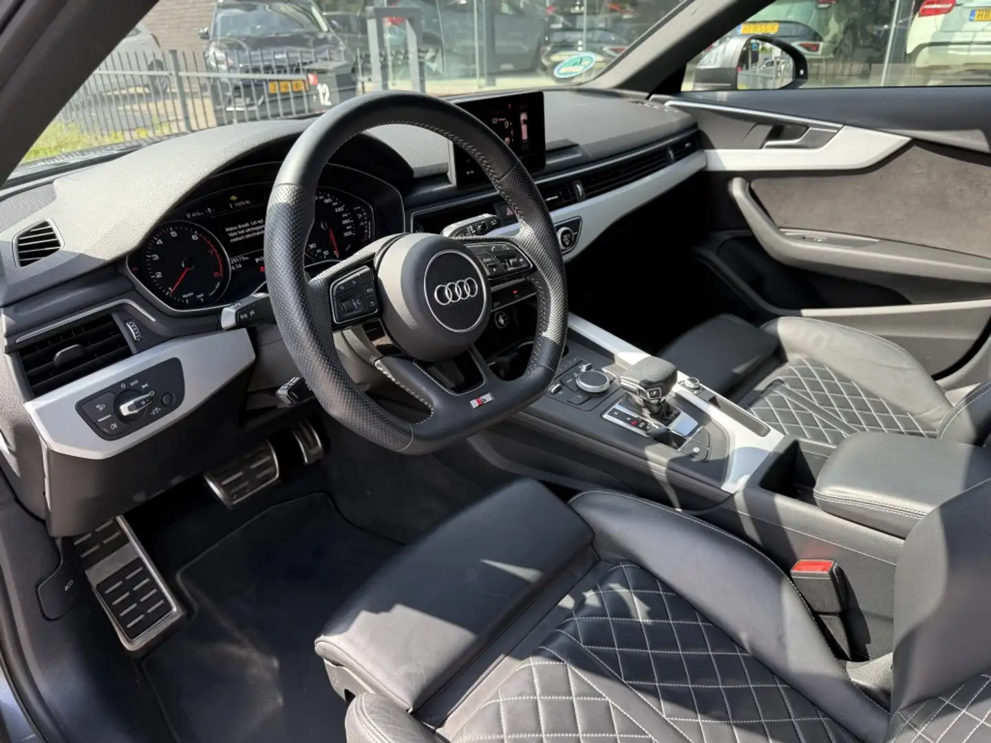 Audi A4 Avant 35 TFSI 150PK S-Line | 3 x S-Line | Matrix | Grijs - 2