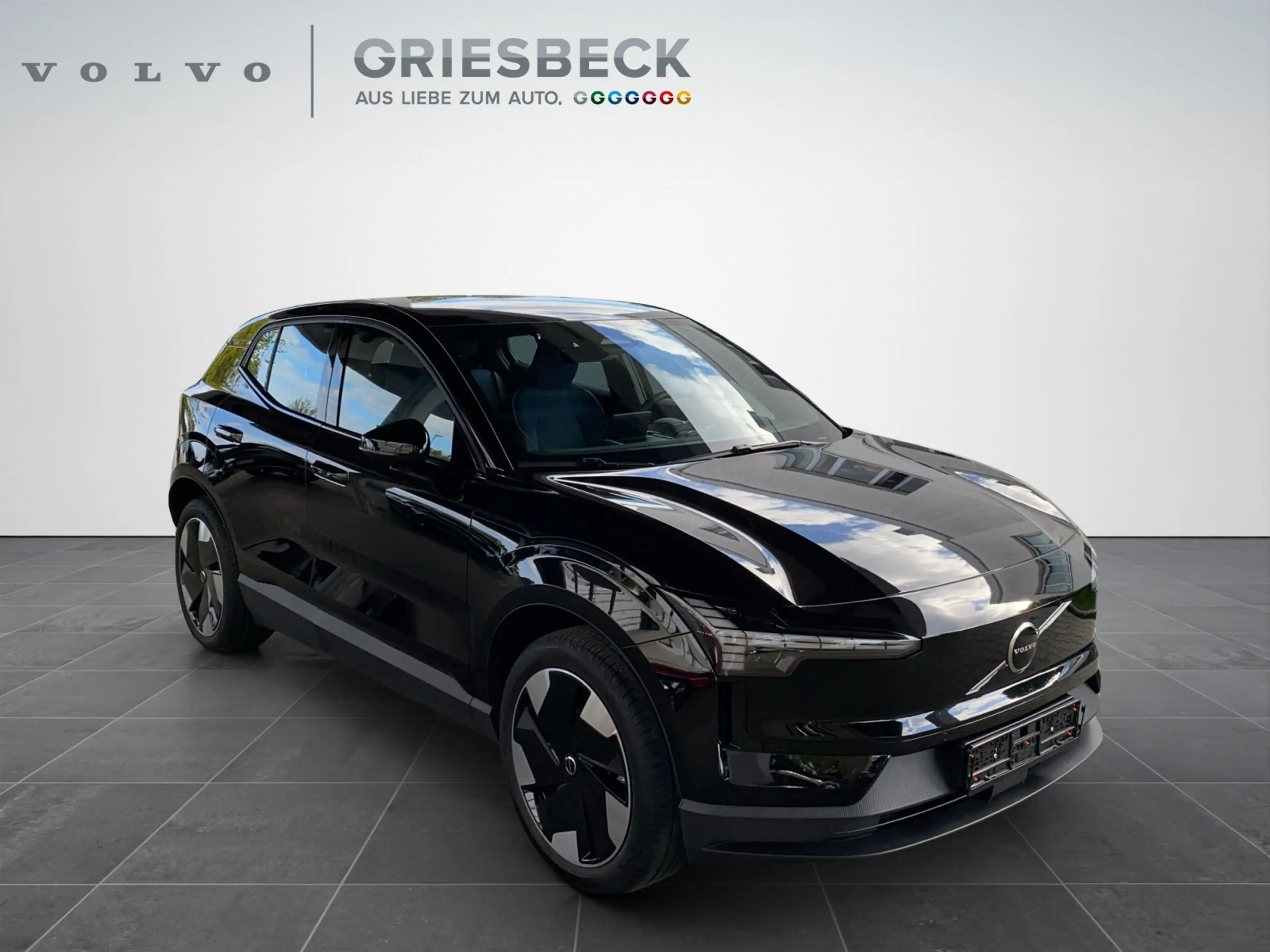Volvo EX30 Extended Range Plus Pure Electric ACC+LED — photo 6