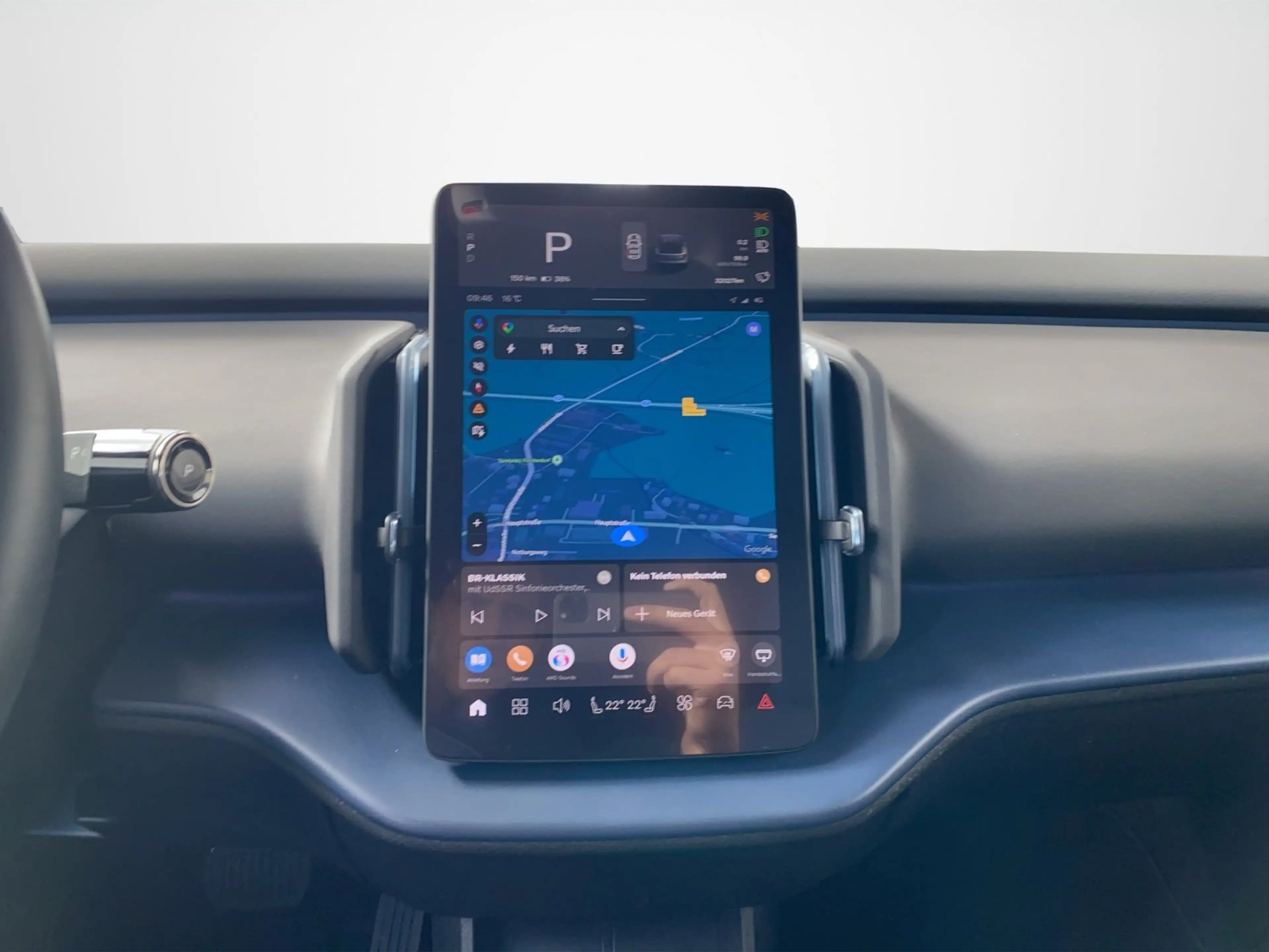 Volvo EX30 Extended Range Plus Pure Electric ACC+LED — photo 11
