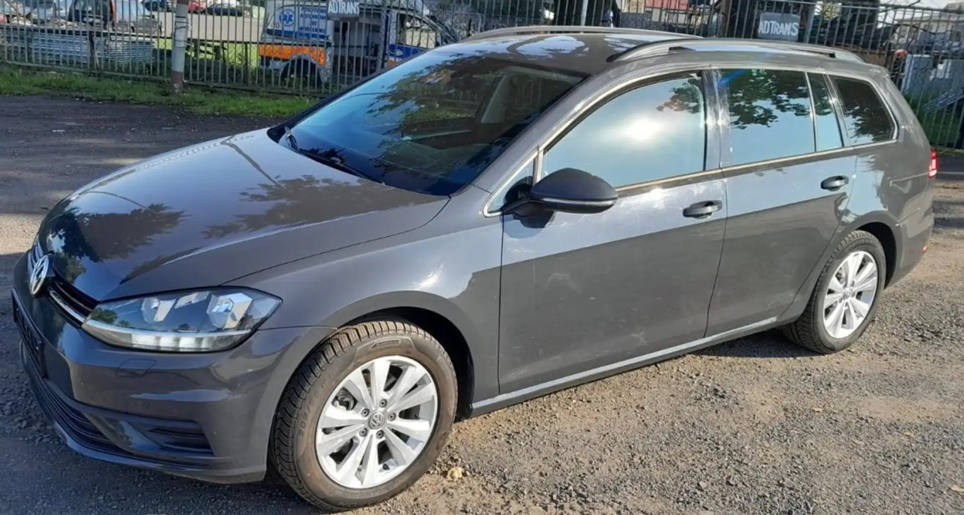 Volkswagen Golf VII Variant Trendline BMT/Start-Stopp Gris - 1