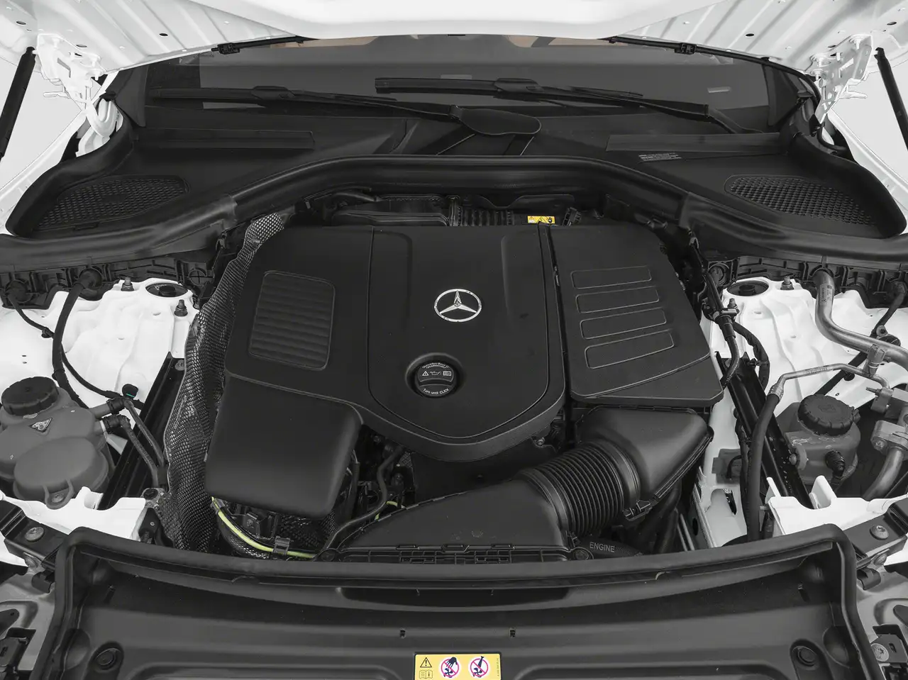 Mercedes-Benz GLC снимка Mercedes-Benz GLC