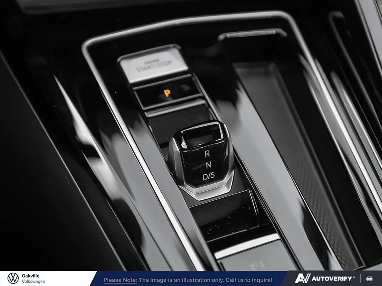 Volkswagen Golf R photo Volkswagen Golf R