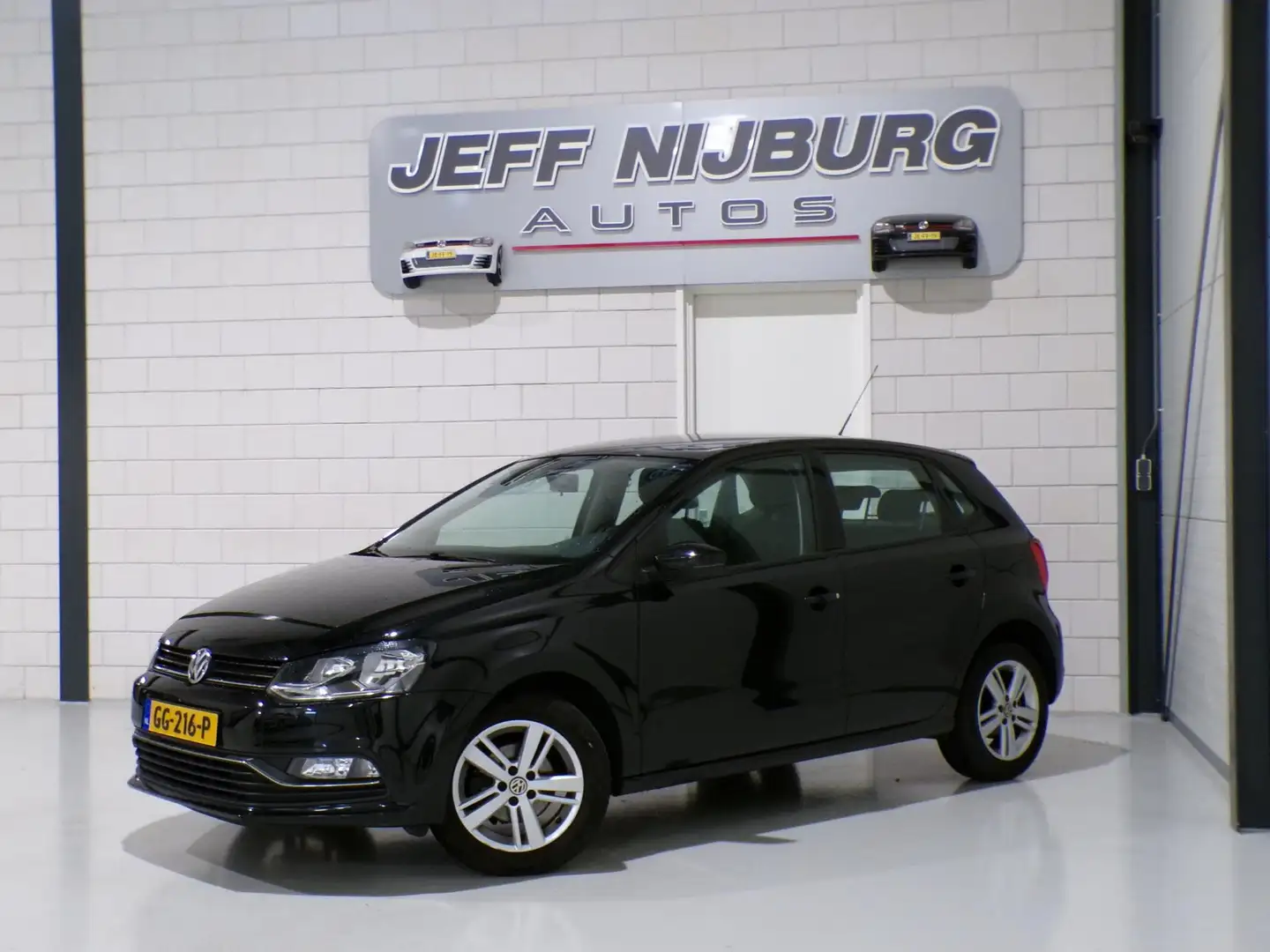 Volkswagen Polo 1.2 TSI Comfortline "1e eigenaar" Bluetooth Cruise Zwart - 2