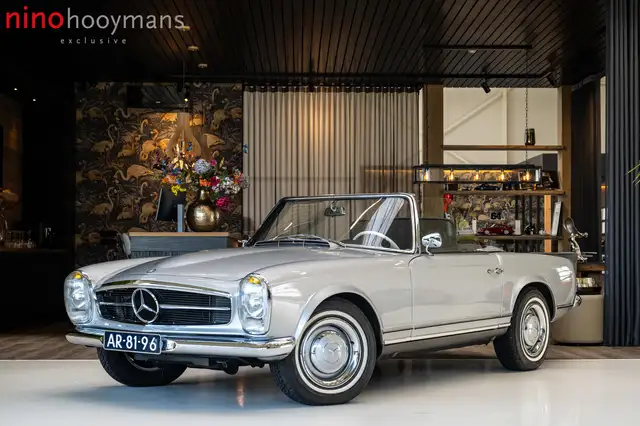 Mercedes-Benz SL 230 Pagode
