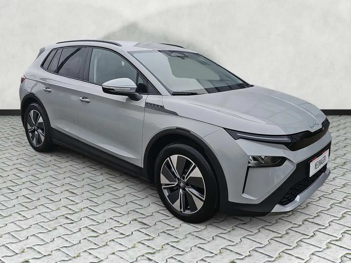 Skoda Elroq 60 Selection Travel-Assist Kessy AHK schw. 140 ... Grau - 1