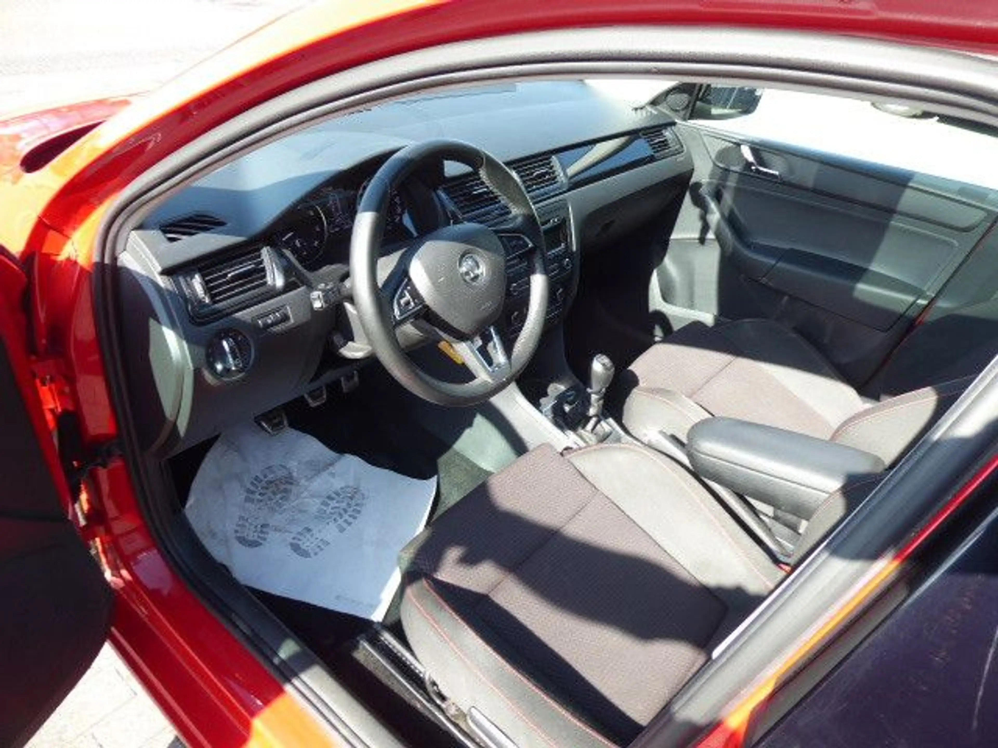 Skoda Rapid/Spaceback Spaceback Style Plus — photo 10