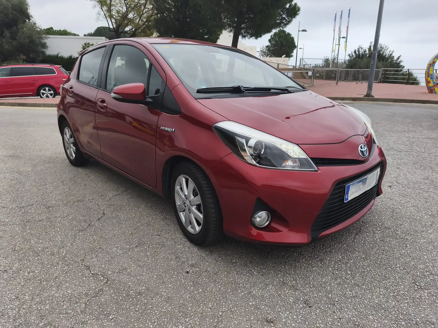 Toyota Yaris Yaris Hybrid 1.5 Advance Advance Rojo - 2