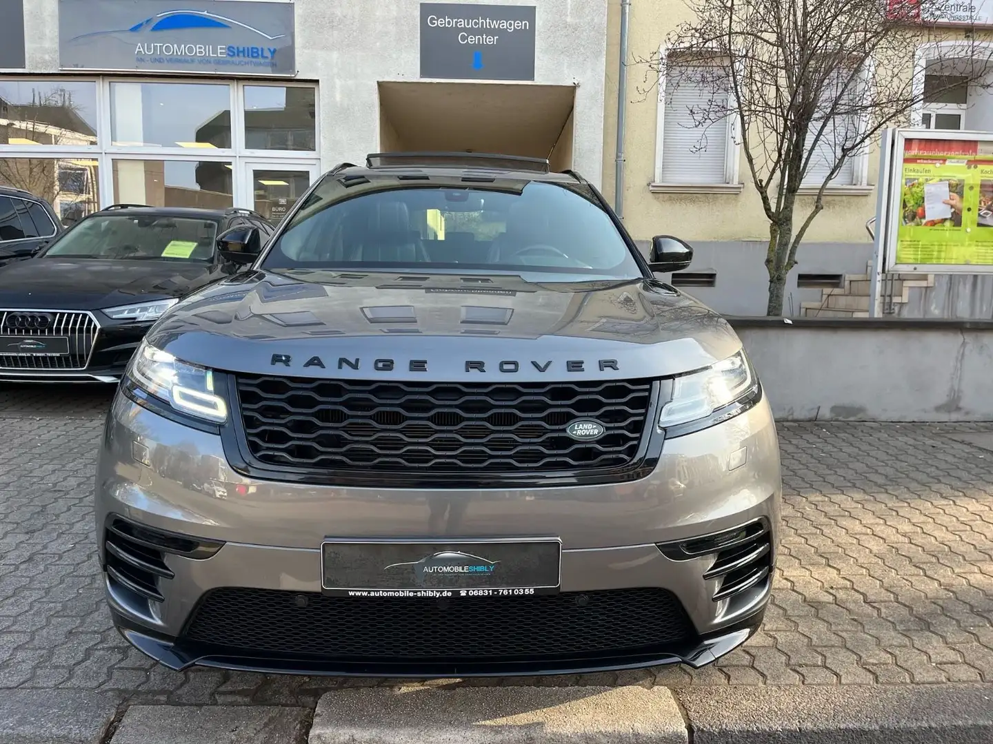 Land Rover Range Rover Velar 2.0  R-Dynamic,PANORAMA,LEDER Grau - 2