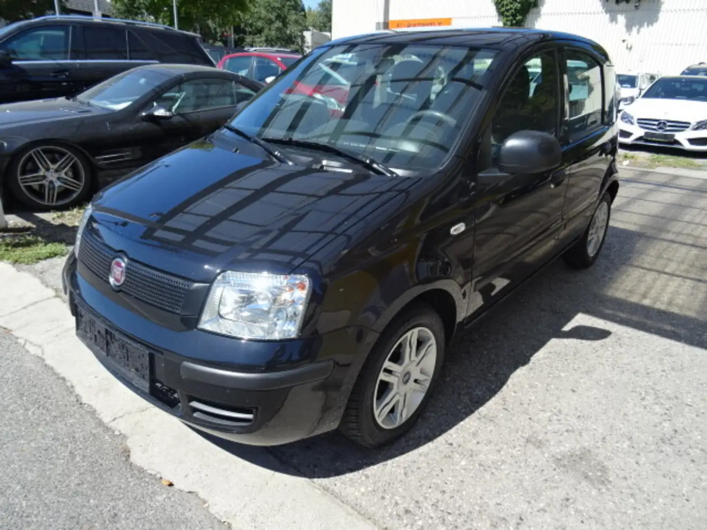 Fiat Panda Classic 1,2 69 Active Schwarz - 1