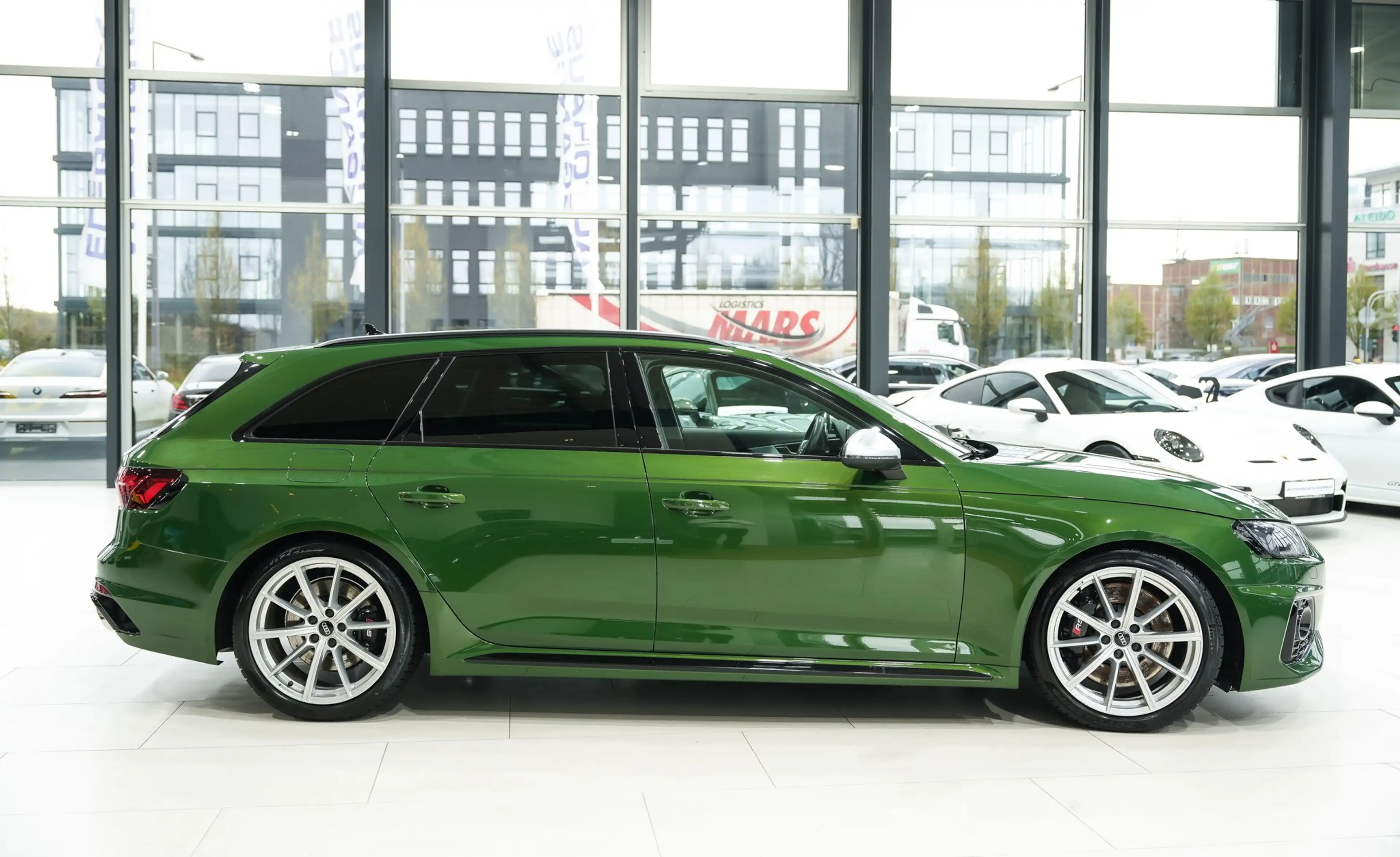Audi RS4 2.9 TFSI quattro*SPORTSITZE-PLUS*MATRIX*PANO* — photo 7