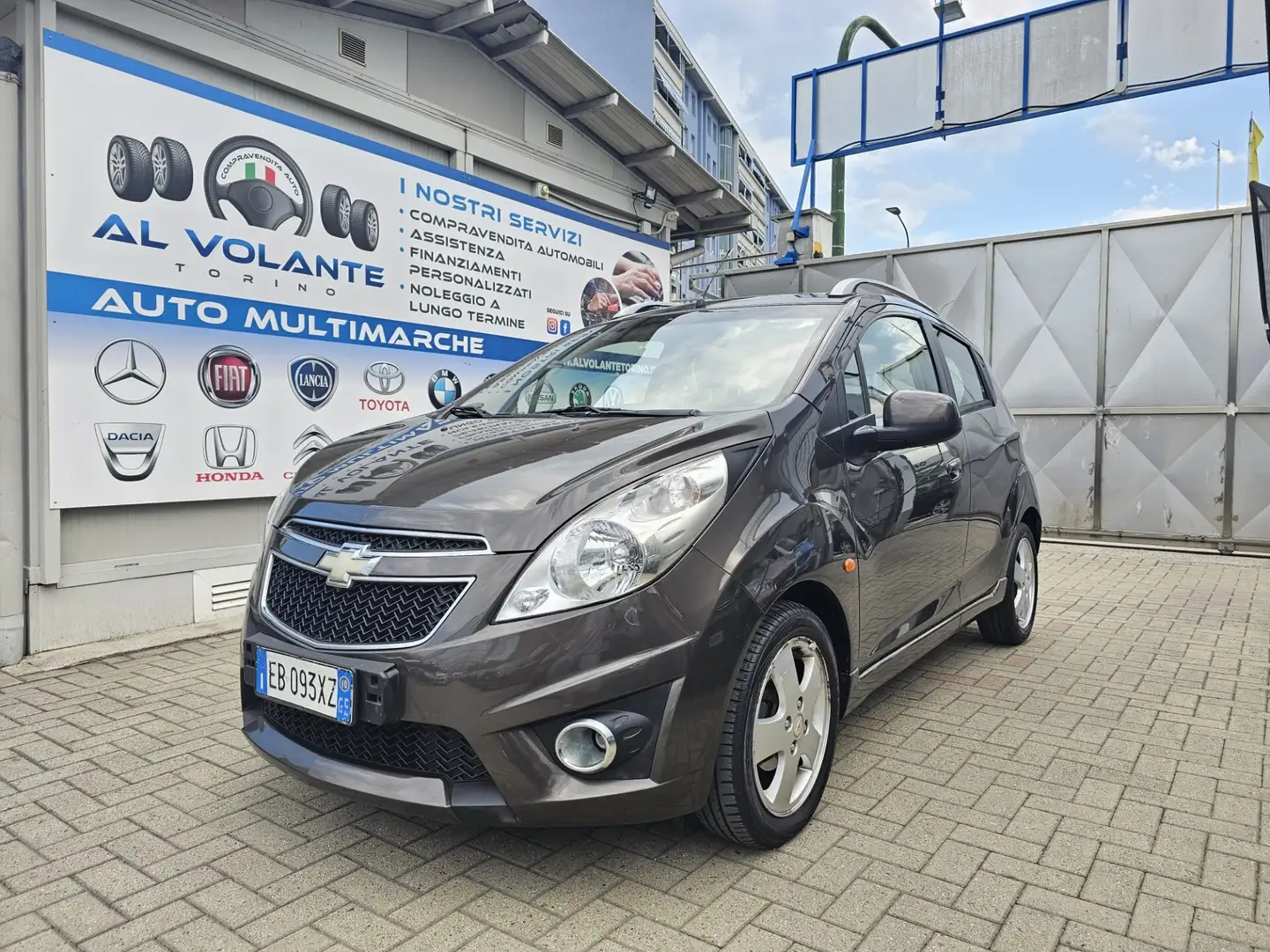 Chevrolet Spark 1.2 LT Marrone - 2