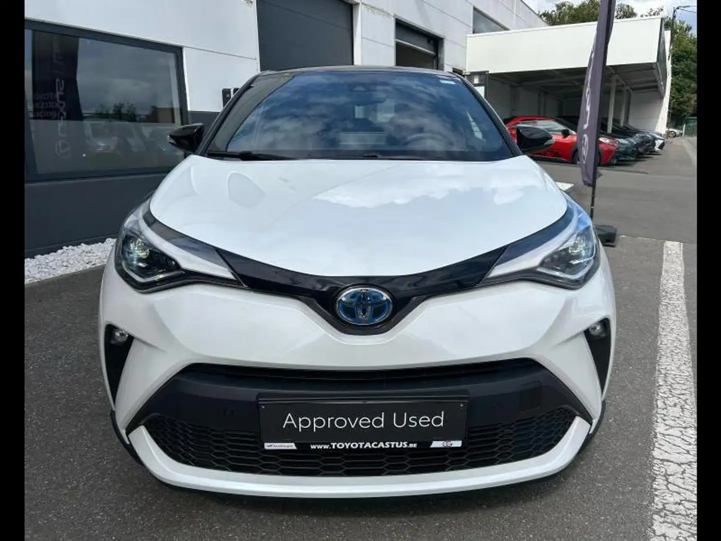 Toyota C-HR C-LUB Bi-Tone Wit - 2