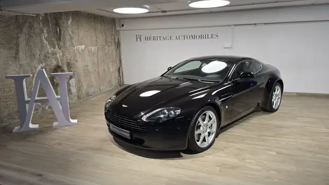 Aston Martin V8 4.7