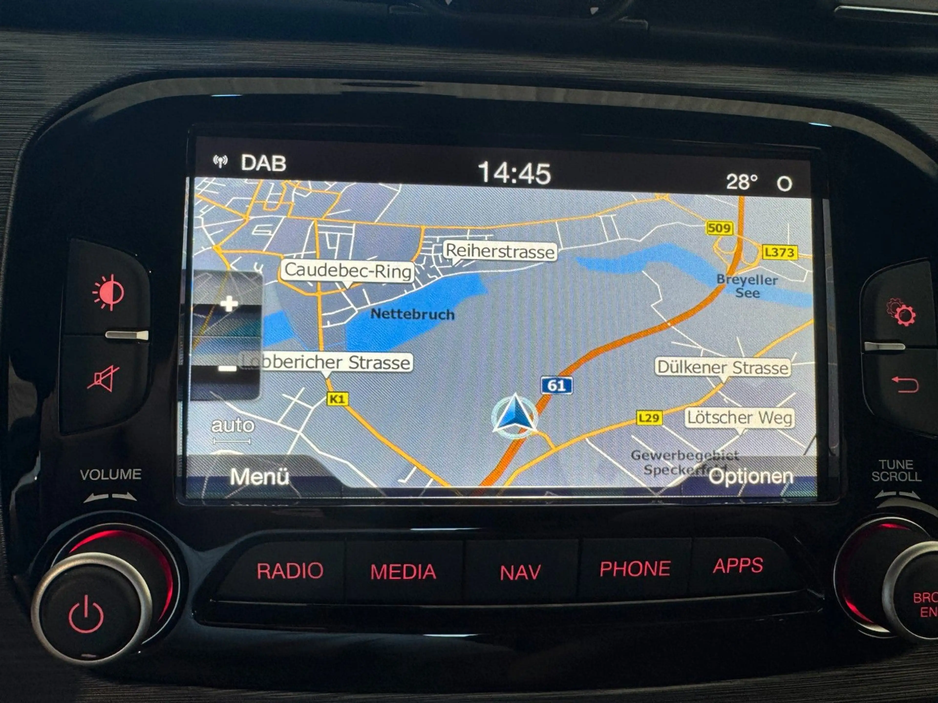 Alfa Romeo Giulietta Lusso Ti NAVI/Panorama/Touchscreen — photo 15