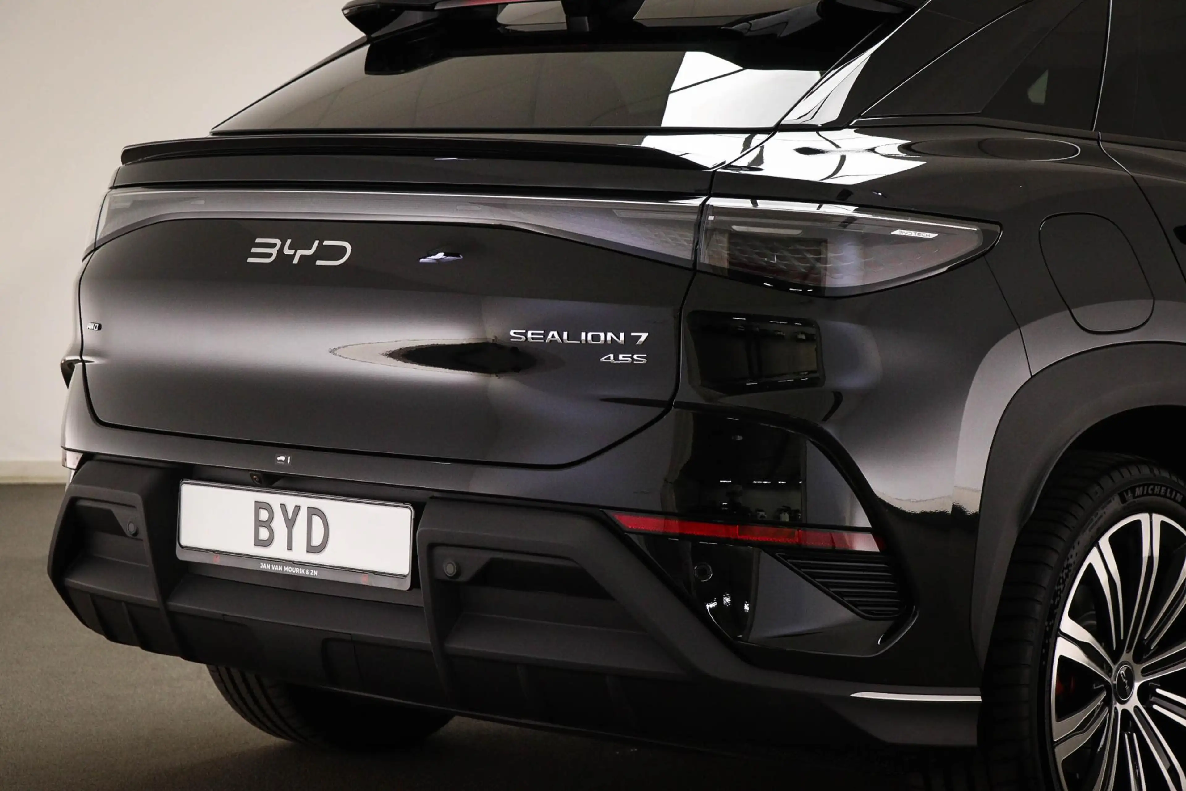 BYD Sealion Excellence AWD 91.3 kWh | PANORAMADAK | ST — photo 26