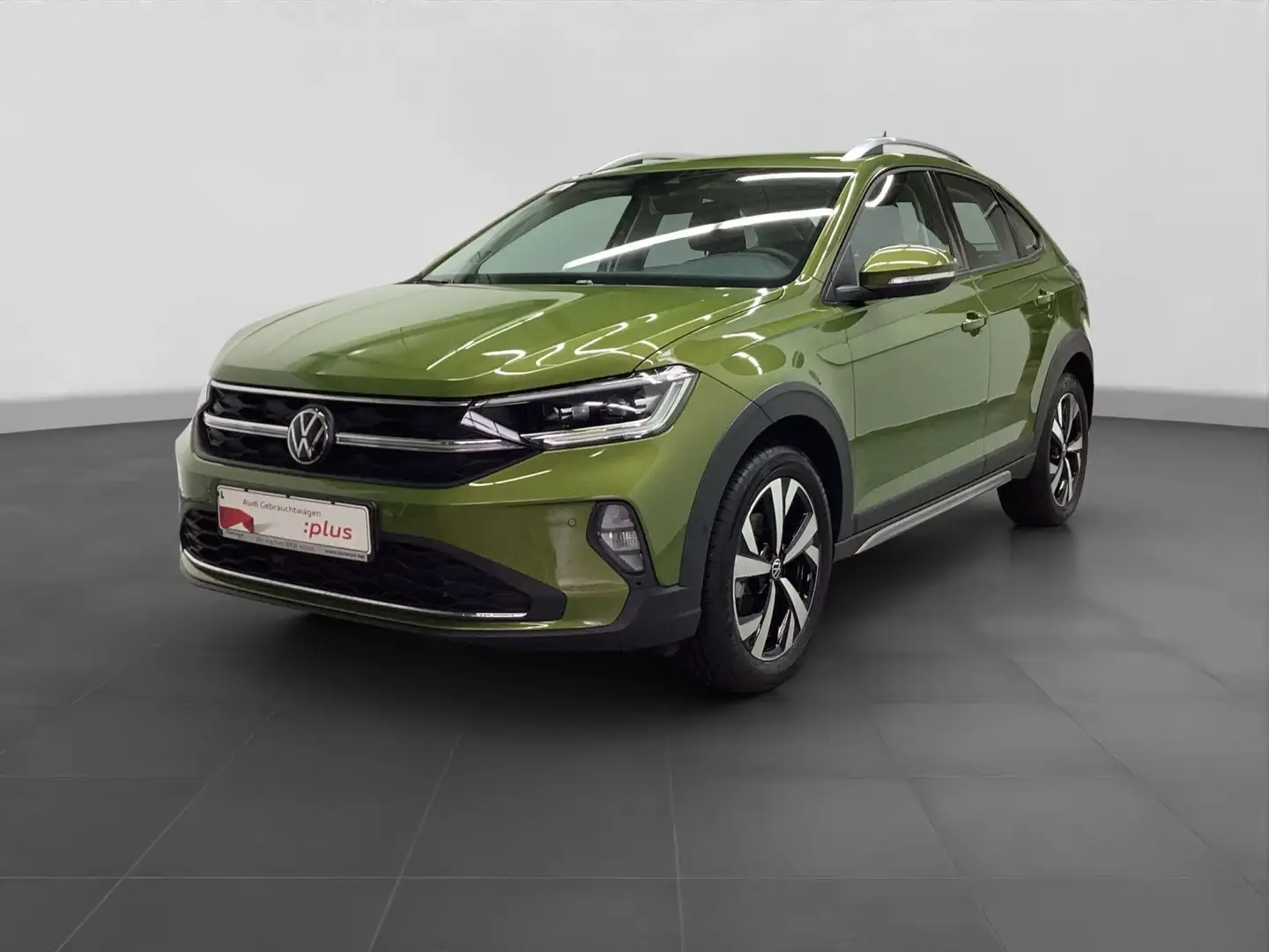 Volkswagen Taigo 1.5 TSI DSG STYLE LM17 NAVI ACC KAMERA Grün - 2