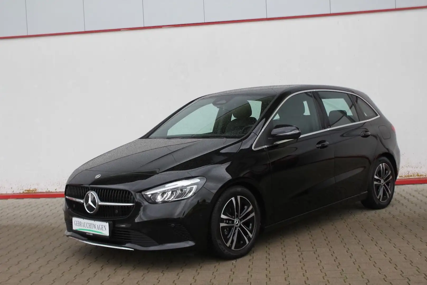 Mercedes-Benz B 180 d 8G Progressive Line Urban WideScreen 458 Noir - 1
