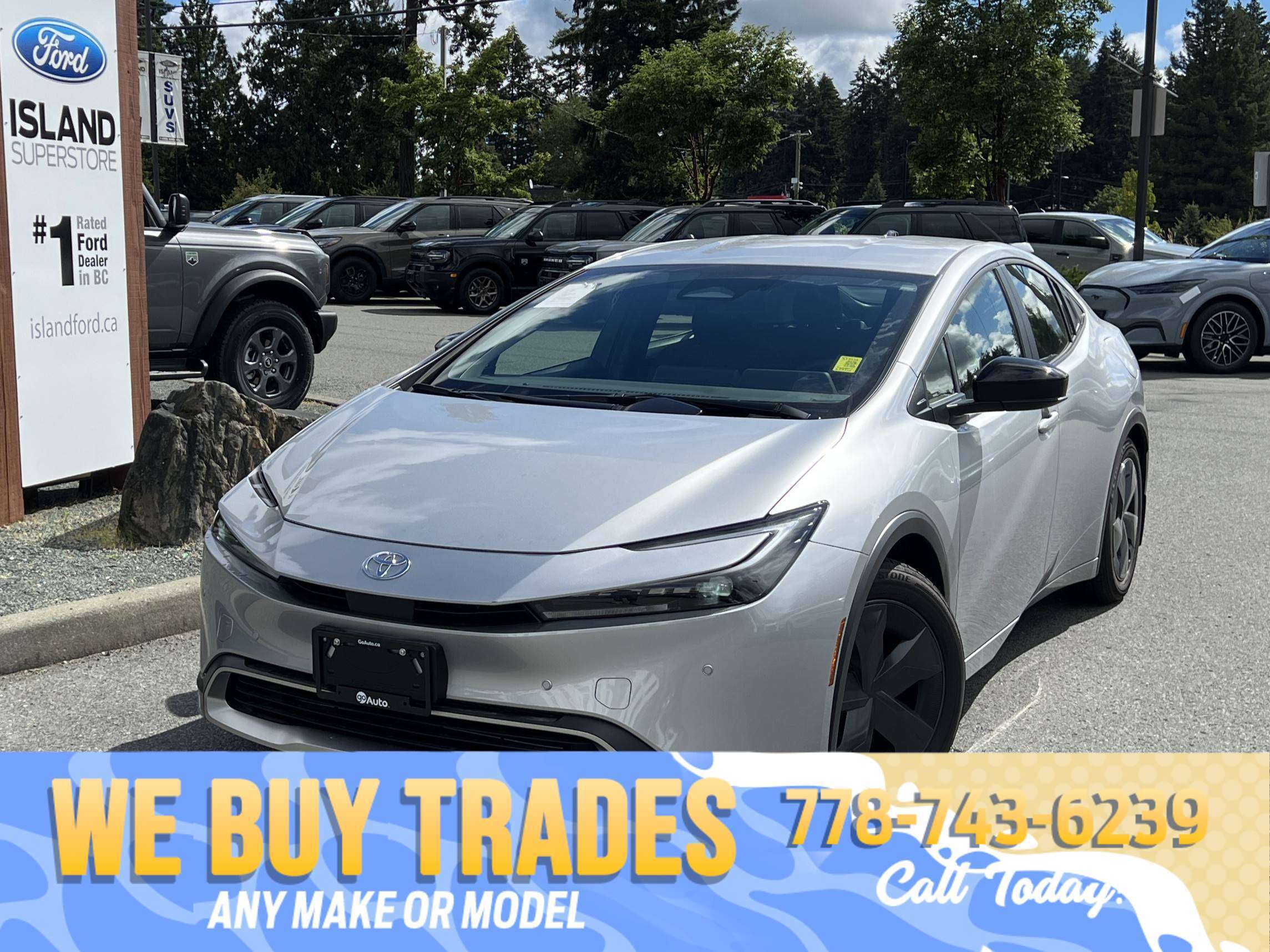 Gray 2026 Toyota Prius Plug-In Hybrid Hatchback Front-Wheel Drive Automatic