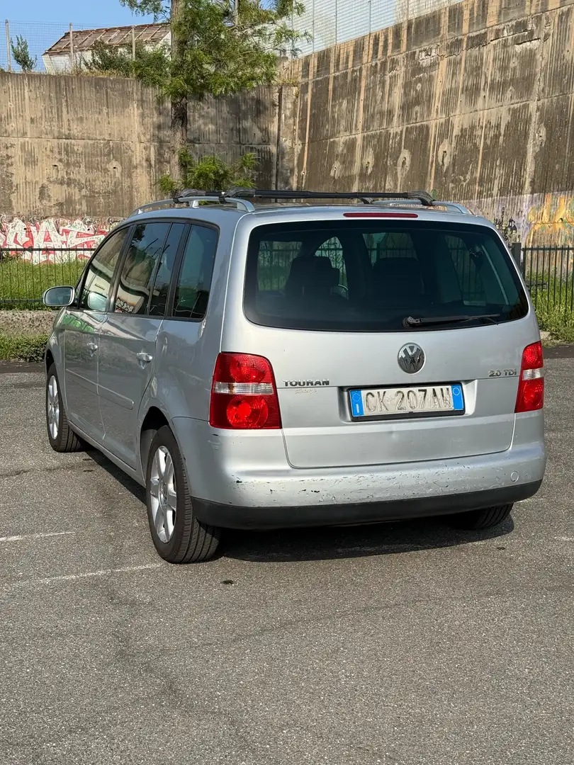 Volkswagen Touran 2.0 tdi Trendline 140cv - 2