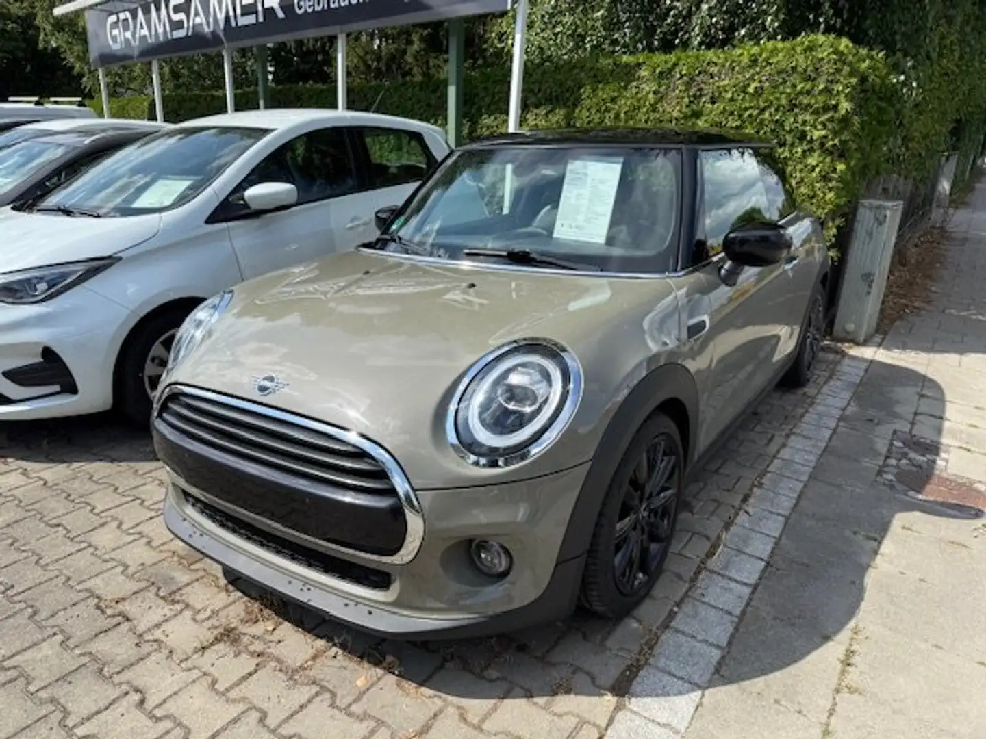MINI Cooper Cooper 136 PS Automatik Chilli Navi - 1