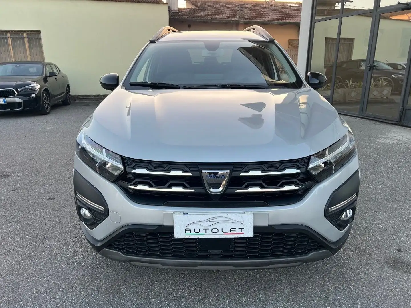Dacia Jogger 1.0 TCe GPL 100 CV 5 posti Extreme Grigio - 2