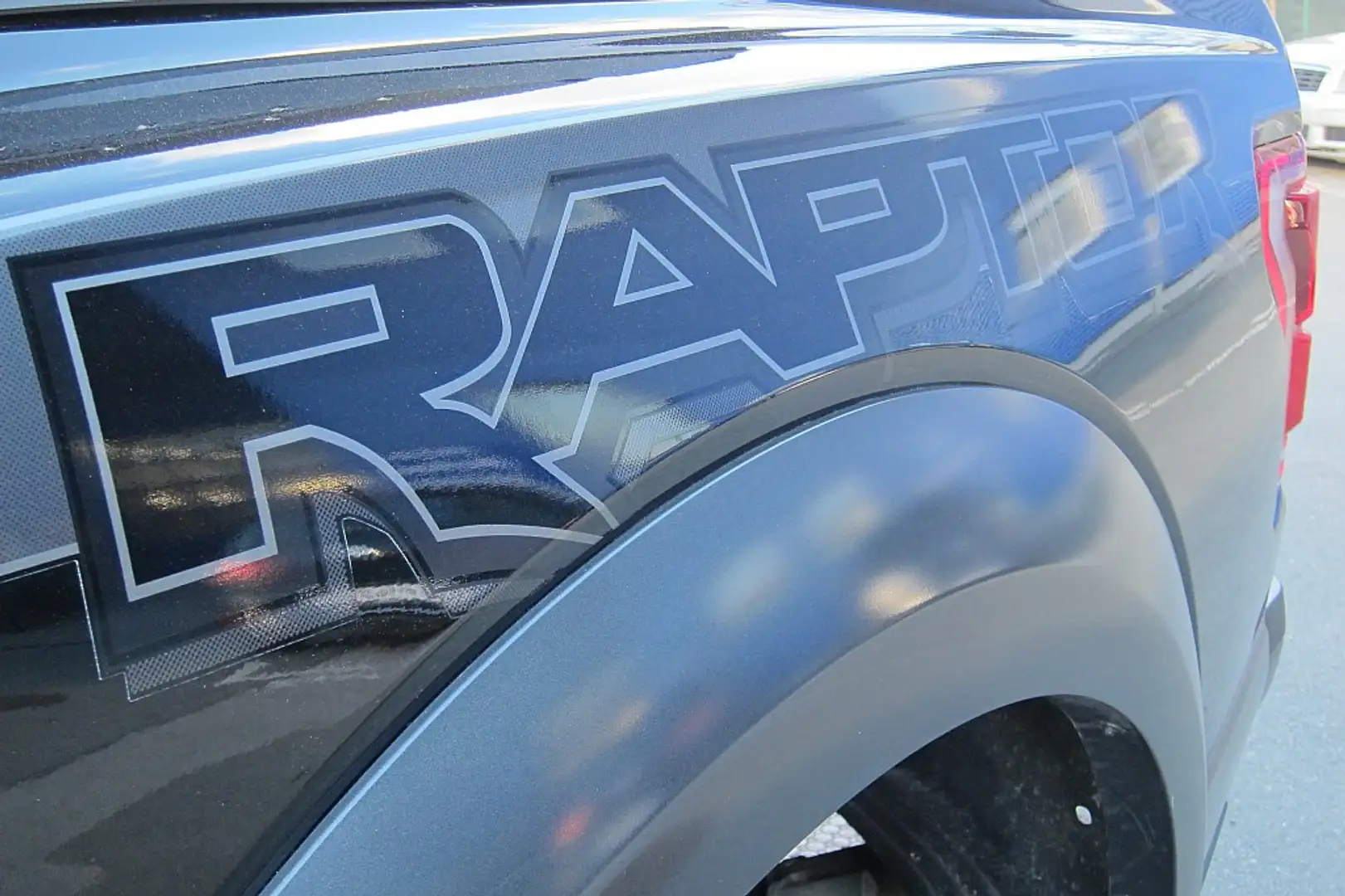 Ford F 150 F-150 RAPTOR Supercab SOFORT Black - 2