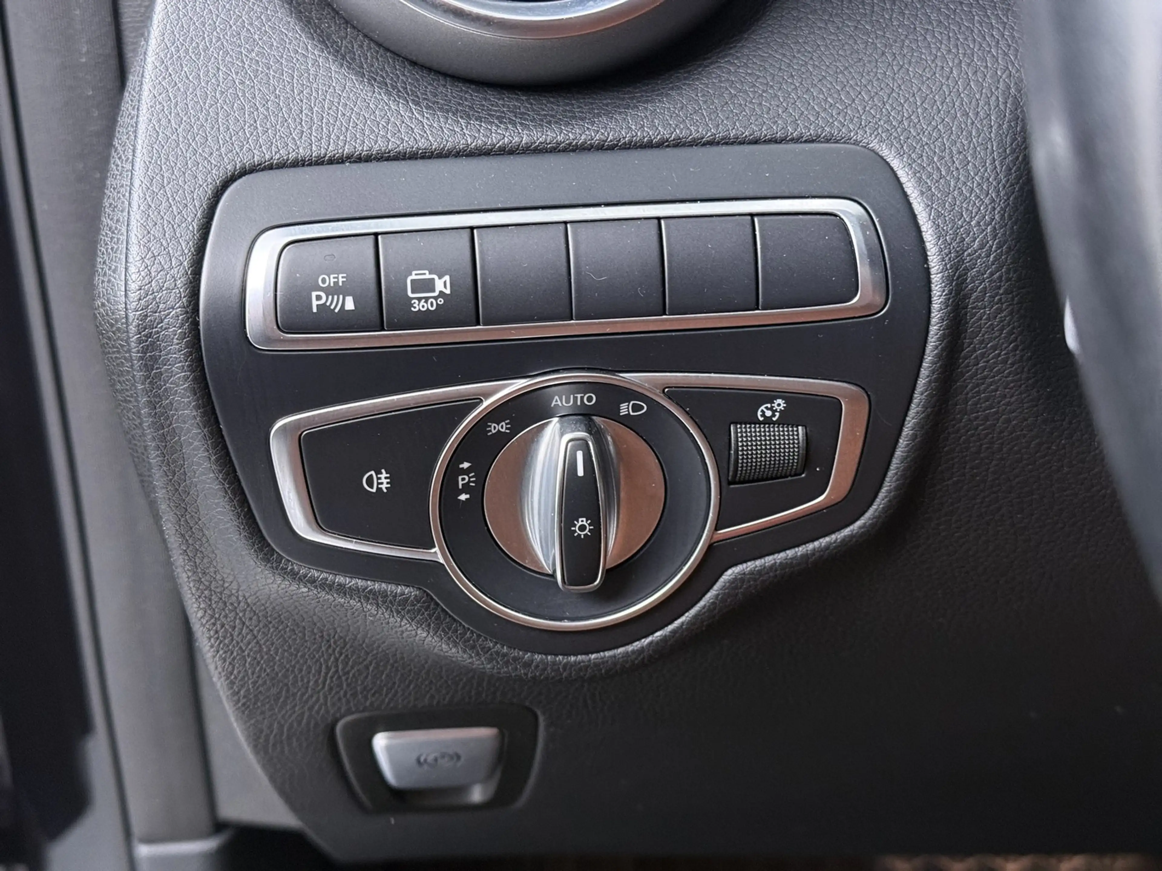 Mercedes-Benz GLC 350 350e 4MATIC Premium Plus — photo 16