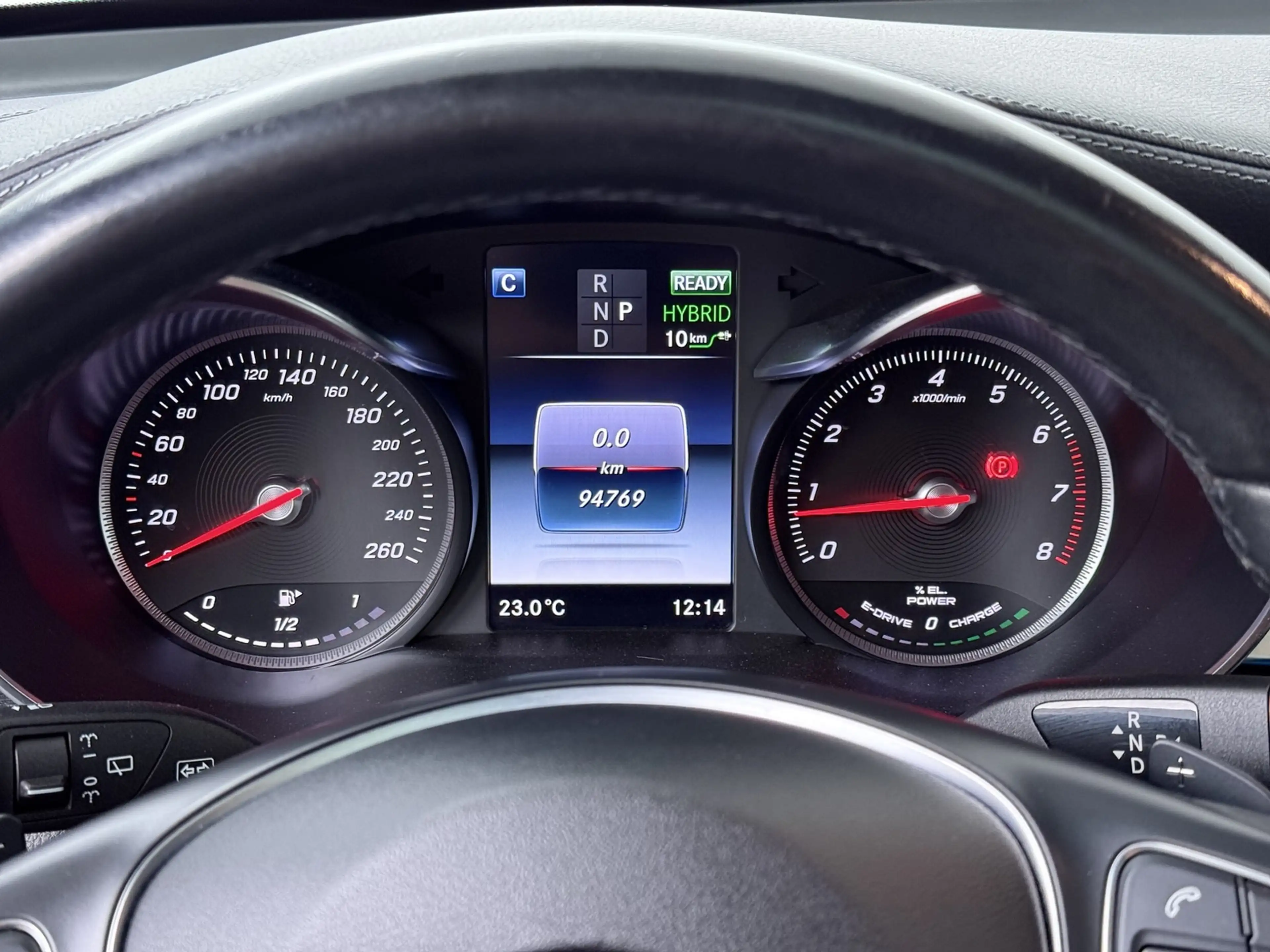 Mercedes-Benz GLC 350 350e 4MATIC Premium Plus — photo 28