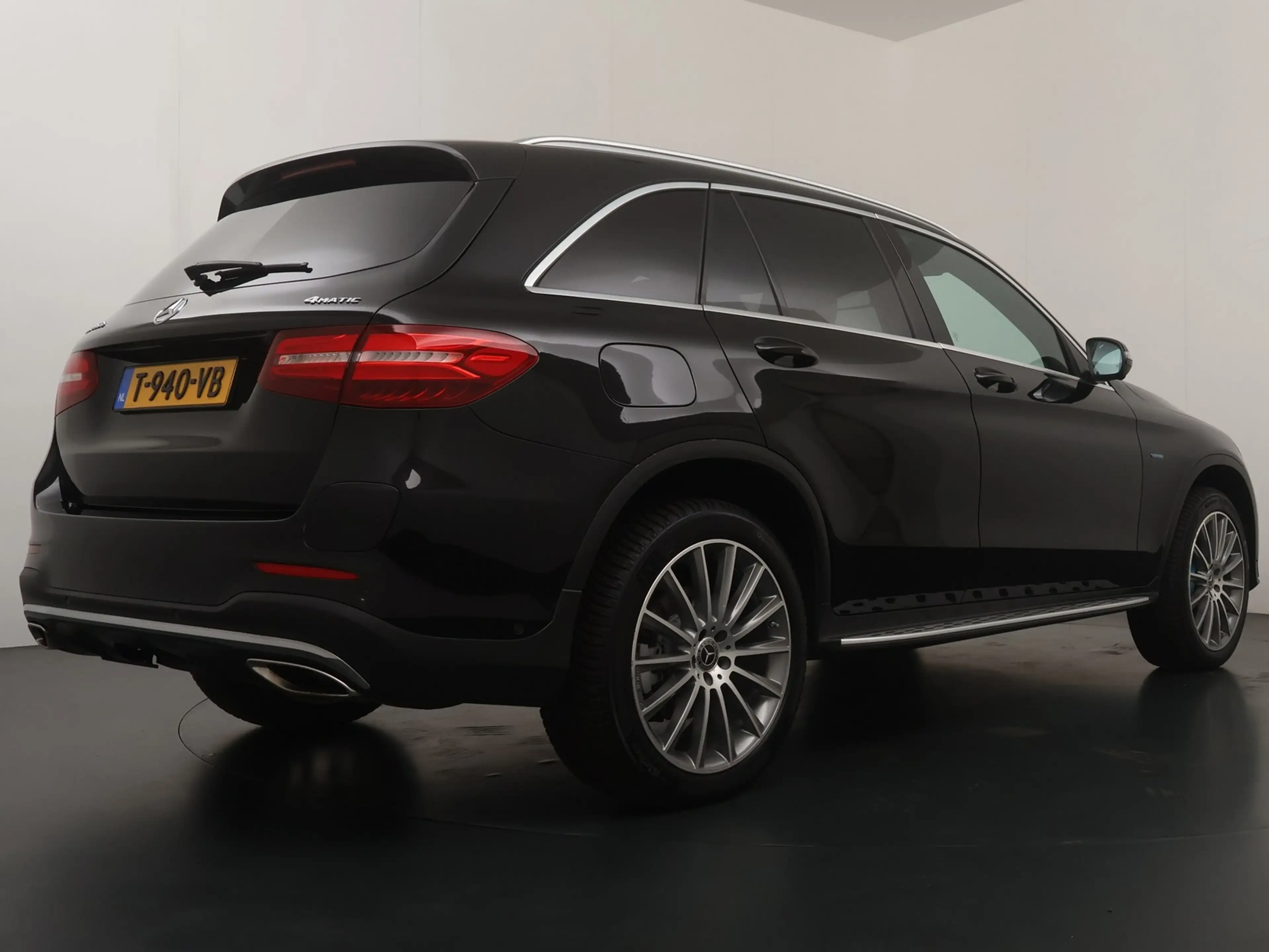 Mercedes-Benz GLC 350 350e 4MATIC Premium Plus — photo 3