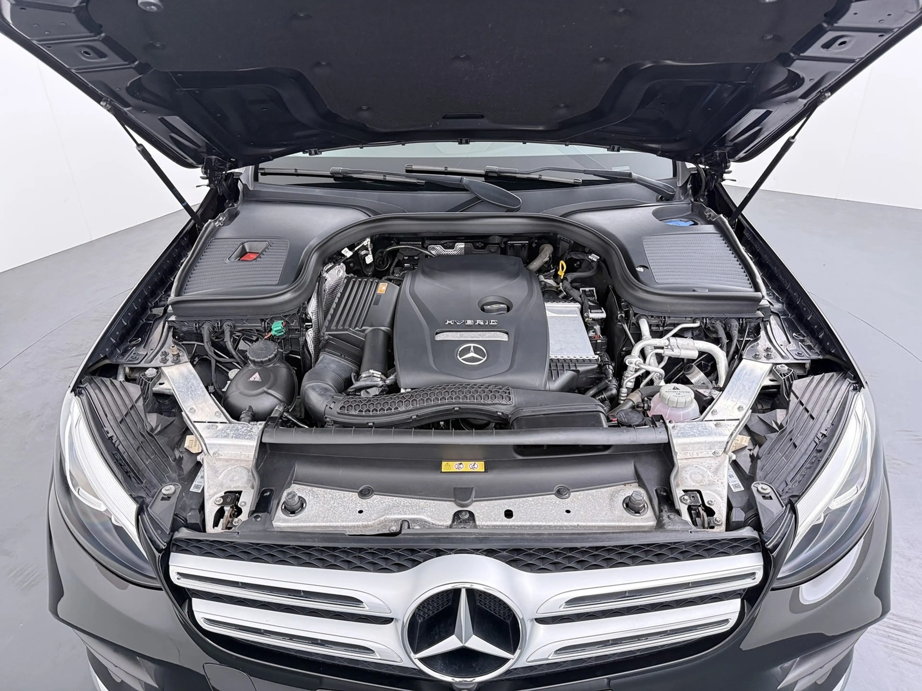 Mercedes-Benz GLC 350 350e 4MATIC Premium Plus — photo 11