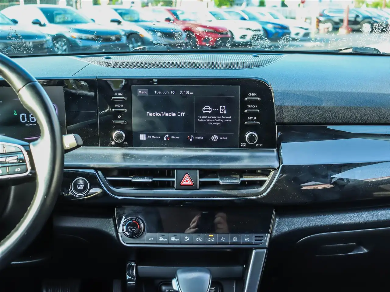 Kia Seltos снимка Kia Seltos