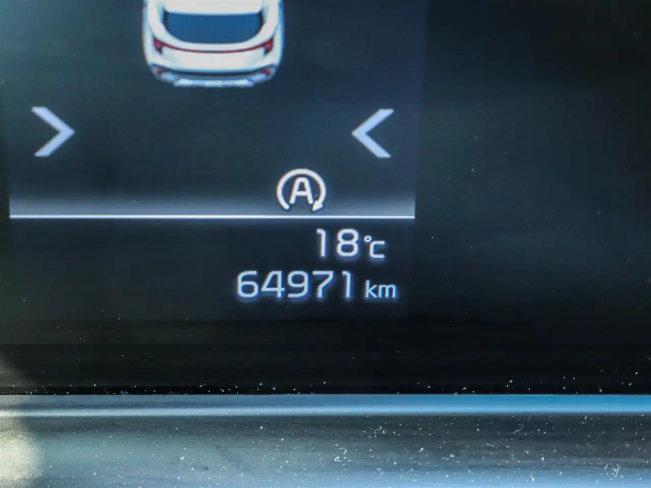 Kia Seltos снимка Kia Seltos