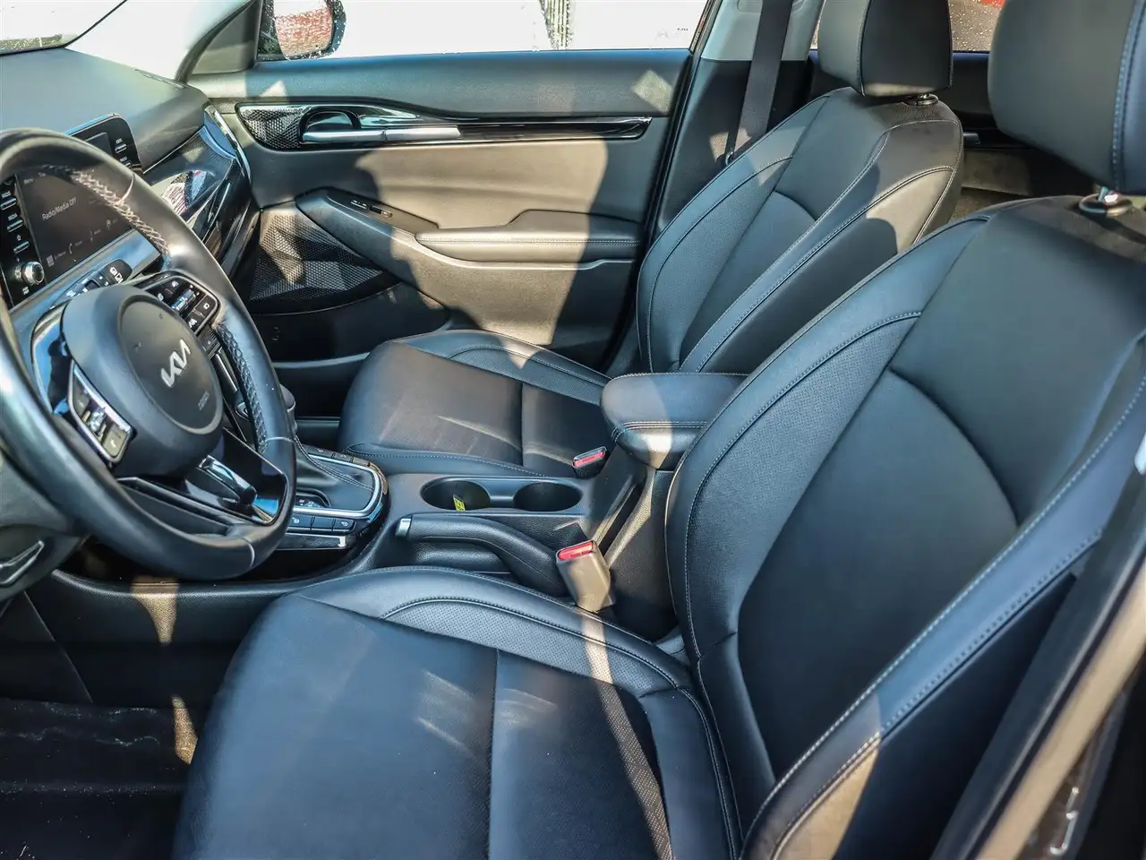 Kia Seltos снимка Kia Seltos