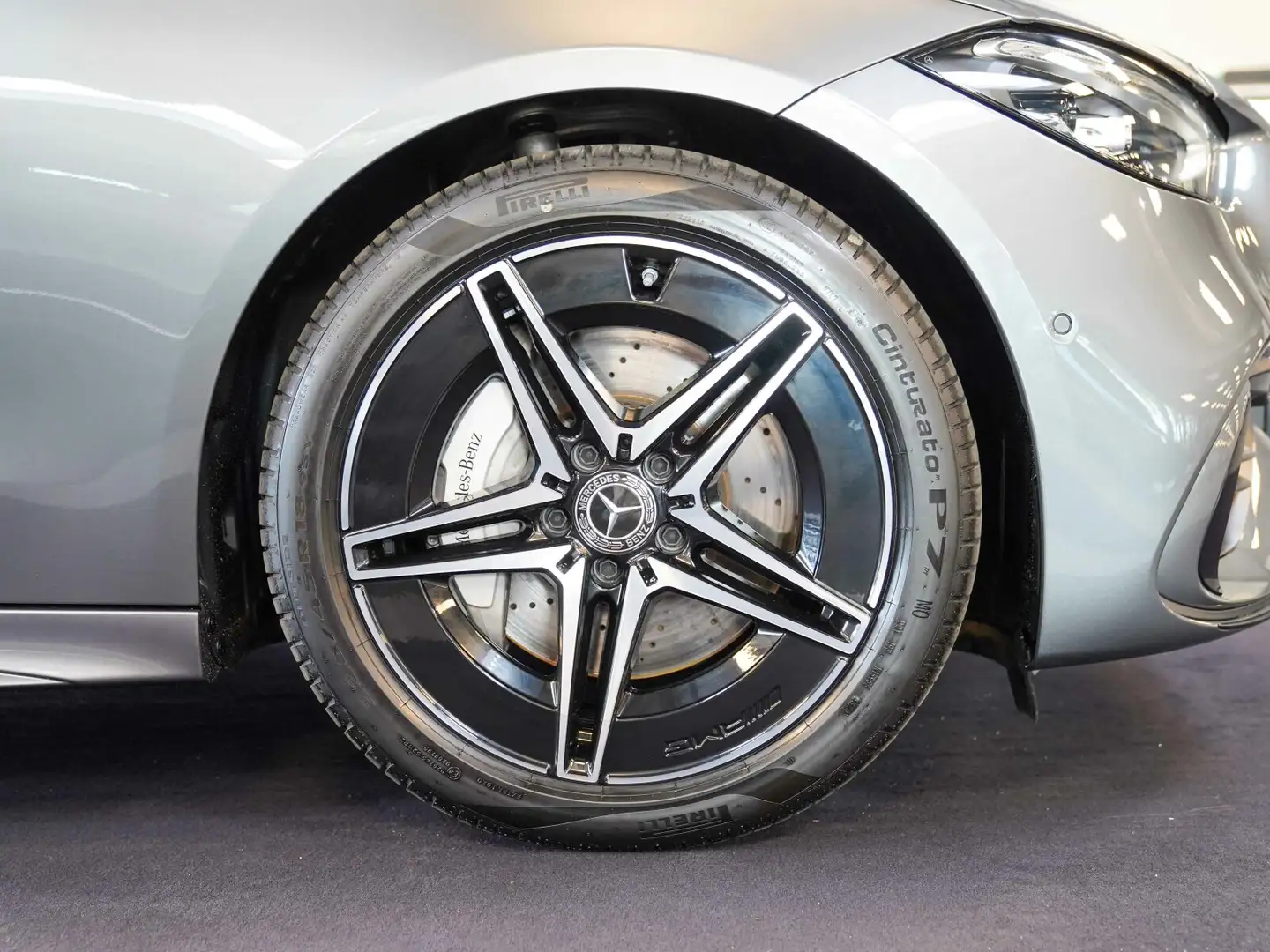 Mercedes-Benz C 220 C 220 d T AMG Line Night Panorama Memory Kamera Grau - 2