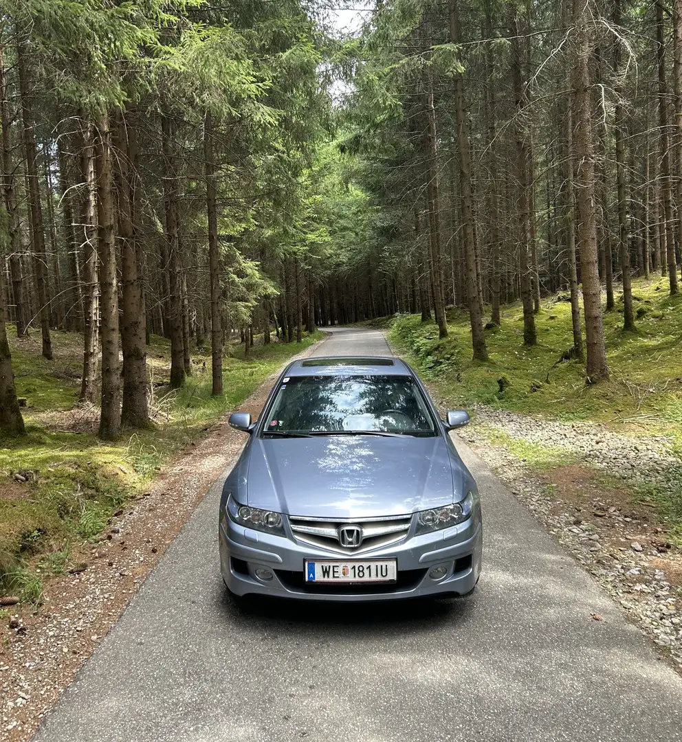 Honda Accord 2.4 Executive Grau - 1