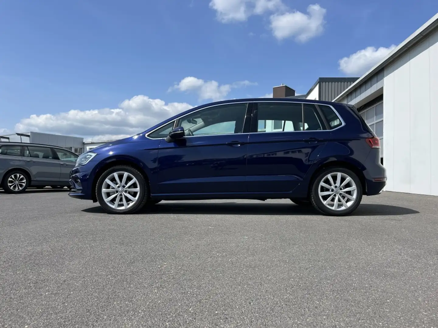 Volkswagen Golf Sportsvan 2.0 TDI DSG Highline 169€ m. 20% Anzahlung Navi Bleu - 2
