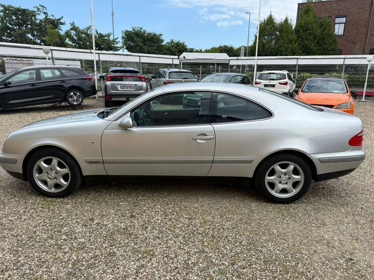 Mercedes-Benz CLK 230 CLK-Klasse Coupe Kompressor Elegance, foto 4