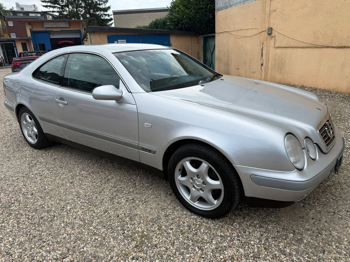 Mercedes-Benz CLK 230 CLK-Klasse Coupe Kompressor Elegance Grau - 1