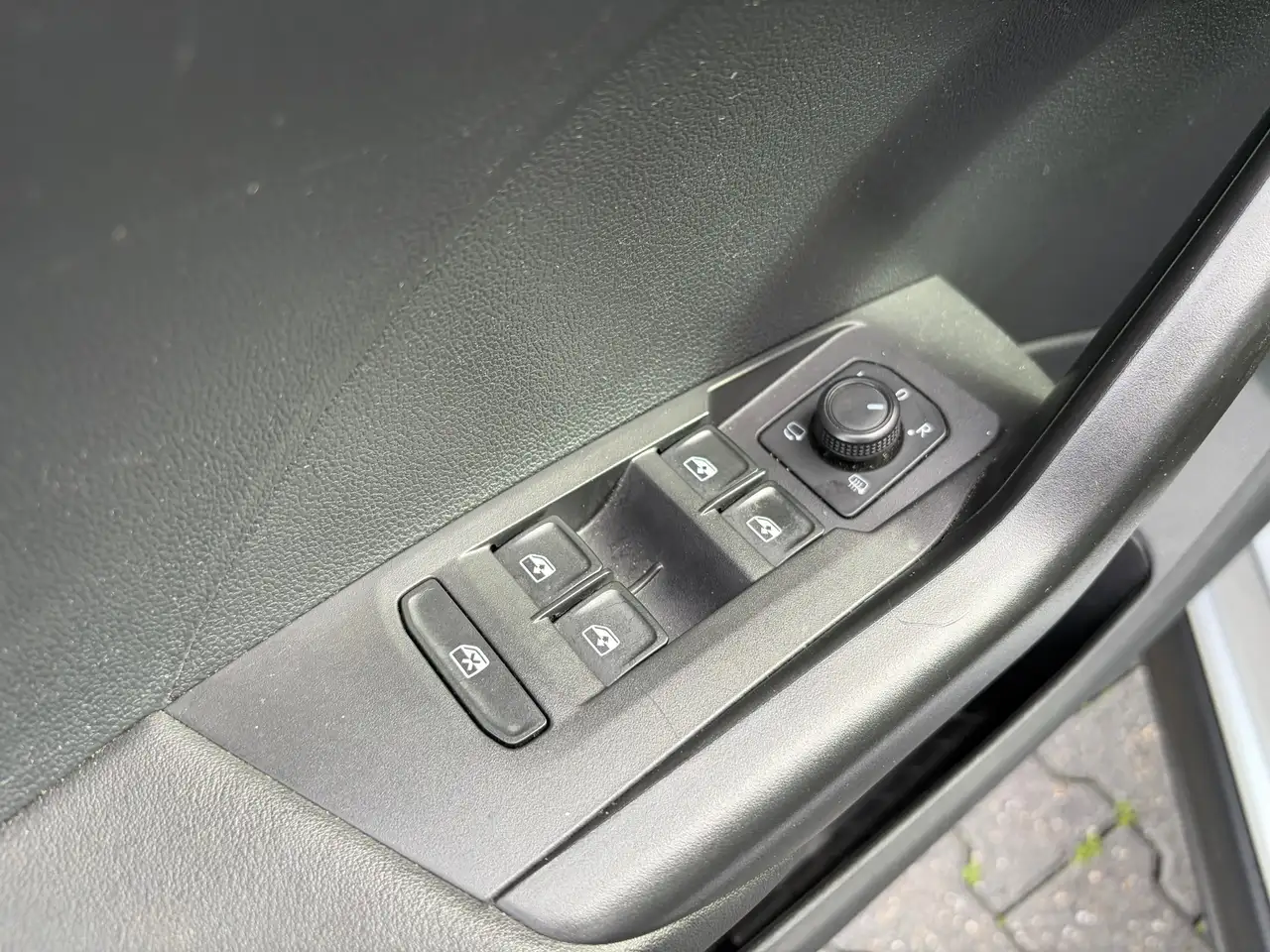 Volkswagen T-Cross 1.0 TSI Life, миниатюра 8