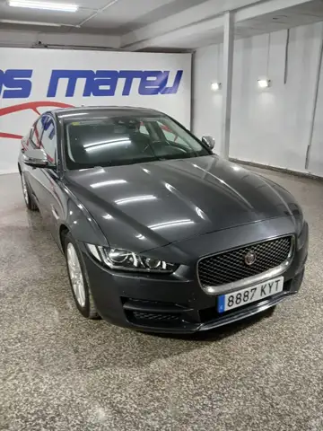 Jaguar XE 2.0i4D HSE RWD Aut. 180