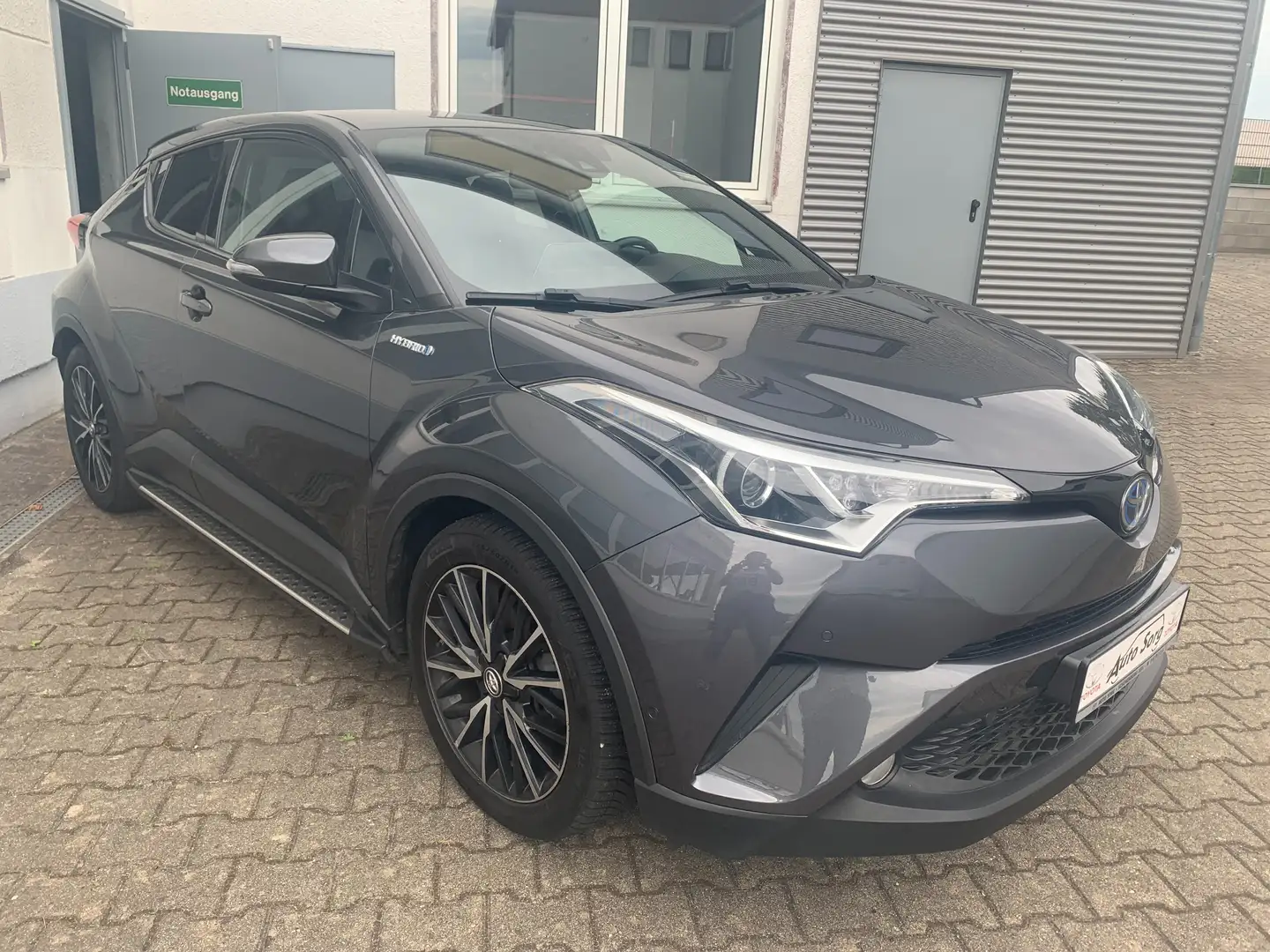 Toyota C-HR Hybrid Lounge 1,8 Hybrid *Sitzheizung/AHK* Grau - 1