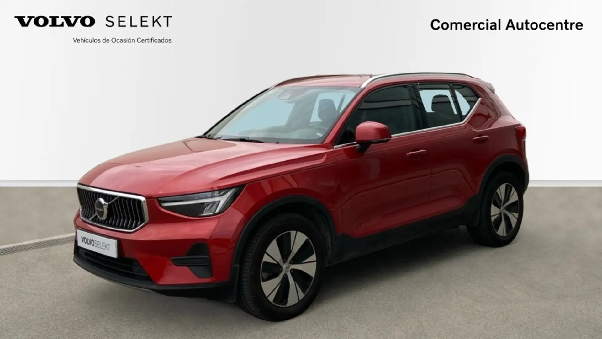 Volvo XC40 RECHARGE PLUS, T4 PLUG-IN HYBRID, ELeCTRICO Rood - 1