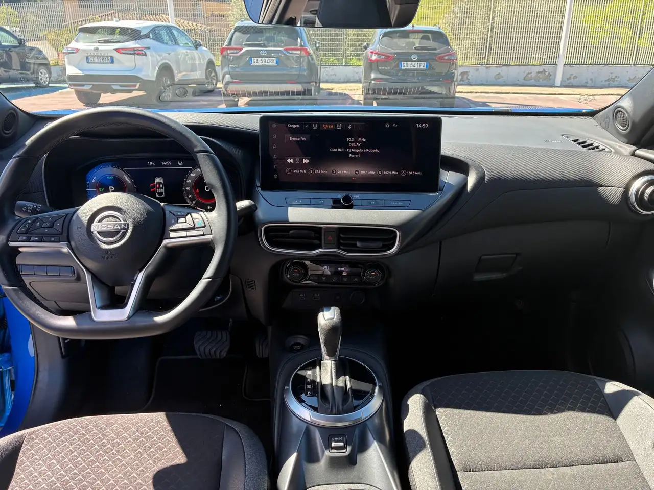 Nissan Juke 1.6 HEV N-Connecta Auto 10