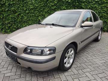 2.4D / 2002 / 153.000 / Diesel /